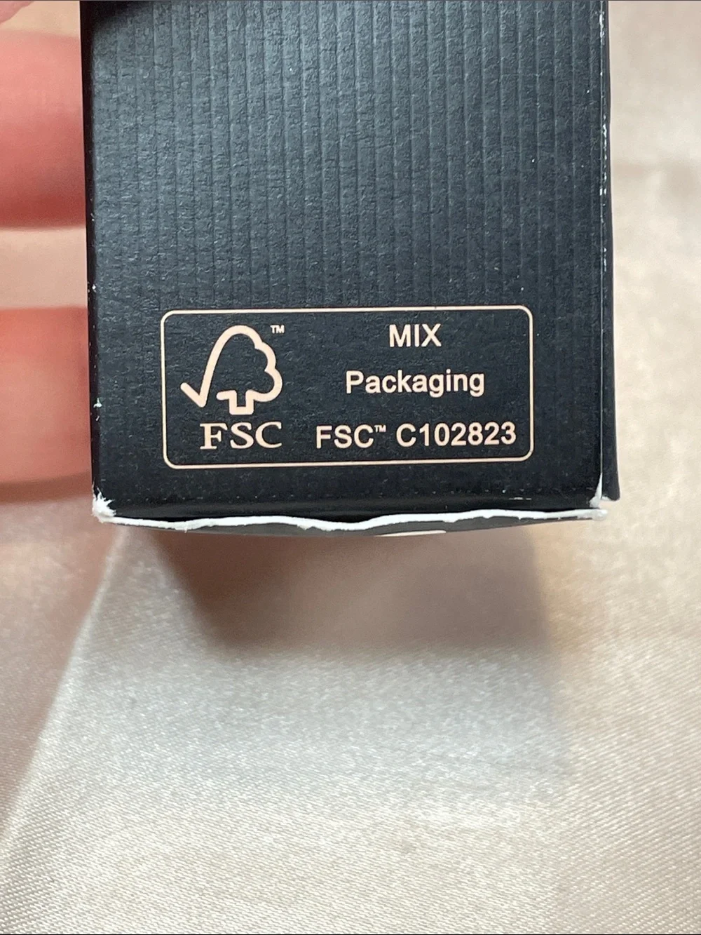 GUCCI 24 Hour Full Coverage Luminous Matte Finish Foundation 230W - NIB $69 MSRP